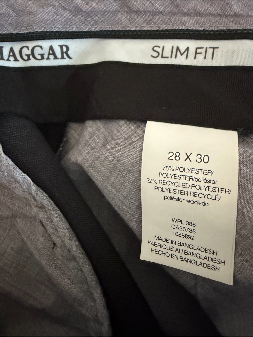 Haggar slim fit dress pants 28x30.  J013 - Picture 5 of 6
